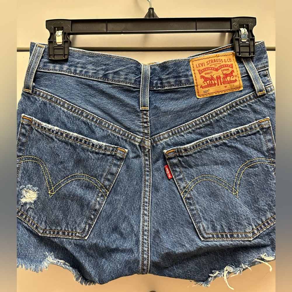 levi 501 jean shorts